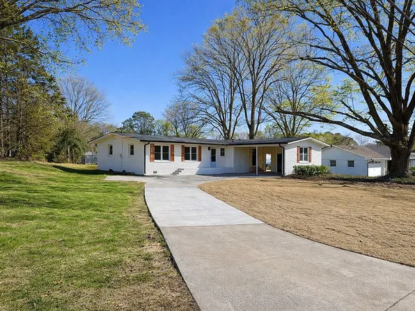 127 W John Hand Rd, Cedartown, GA 30125