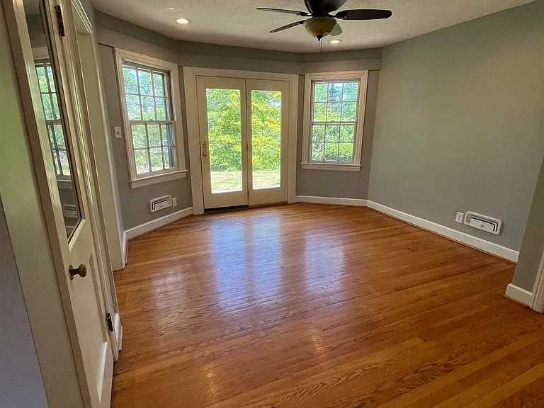 226 Orchard Ln — Photo 7
