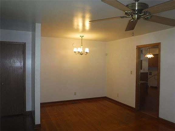 3rd image of 6104 Monica Dr