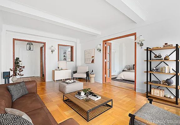 2nd image of 145 W 79th St APT 11A