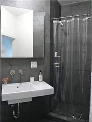 Rented by Veracity NYC LLC | media 35