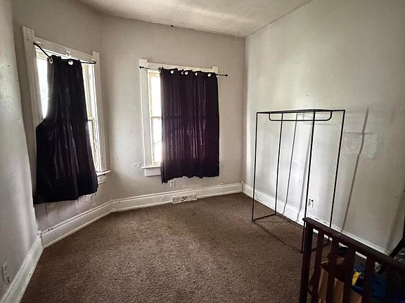 4th image of 964 Western Ave