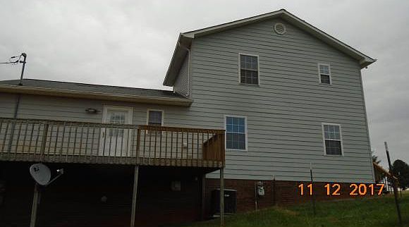 2nd image of 400 Guntown Rd