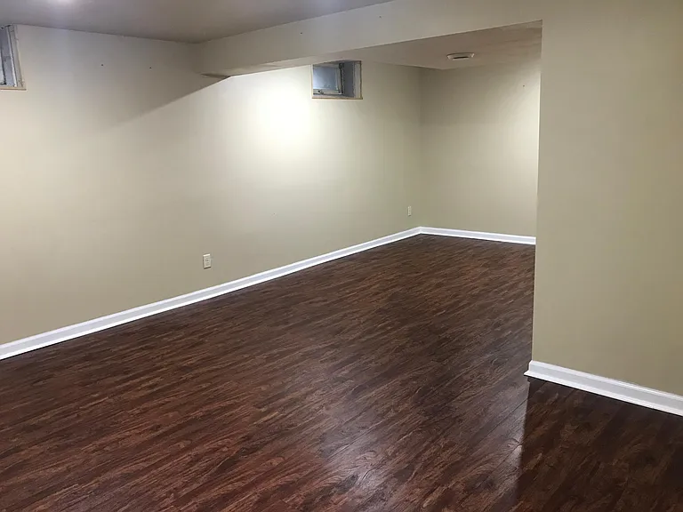 2230 W Mill Rd — Photo 13