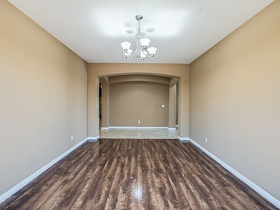 3rd image of 1693 Moss Canyon Ave