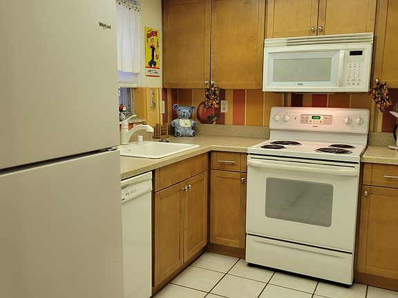 4th image of 2839 Swifton Dr APT 22