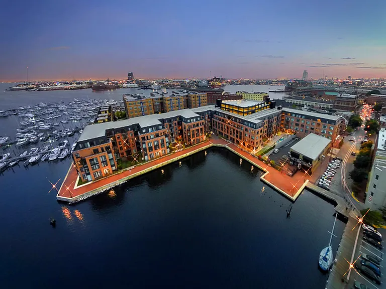 Arrive Union Wharf — Photo 81