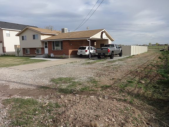 Front view/lane access