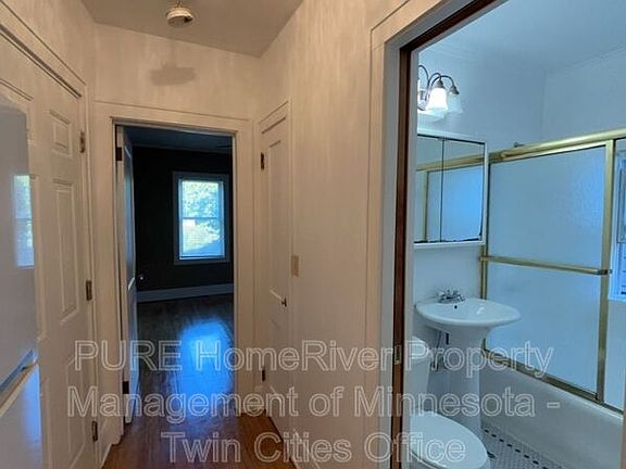 3rd image of 4348 Minnehaha Ave APT 1