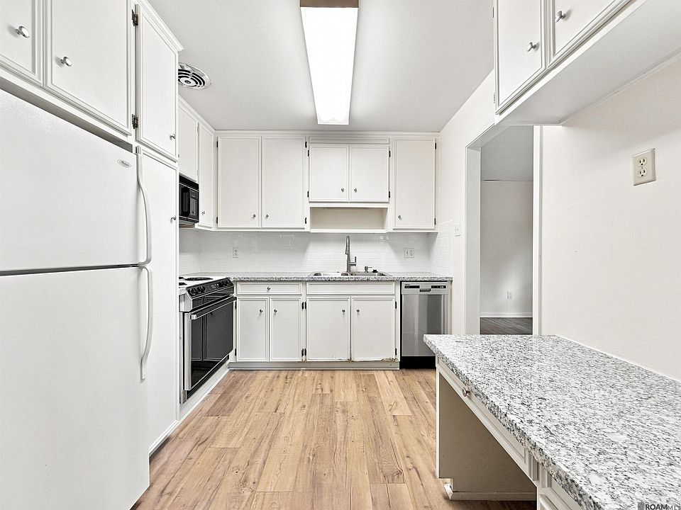 1st image of 4034 N Maiden Dr