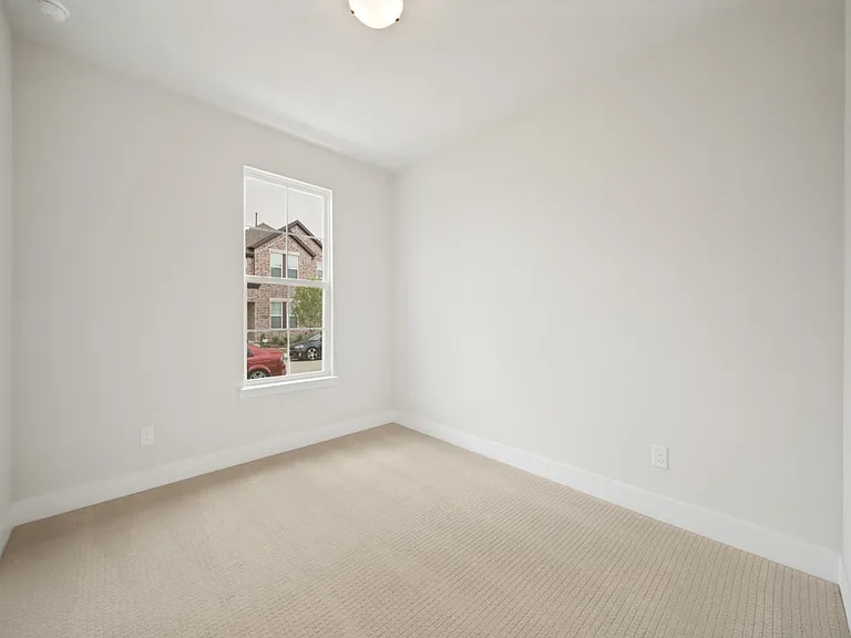 7221 Confetti St — Photo 7