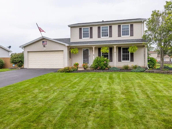 161 Olivia Dr, Rochester, NY 14626