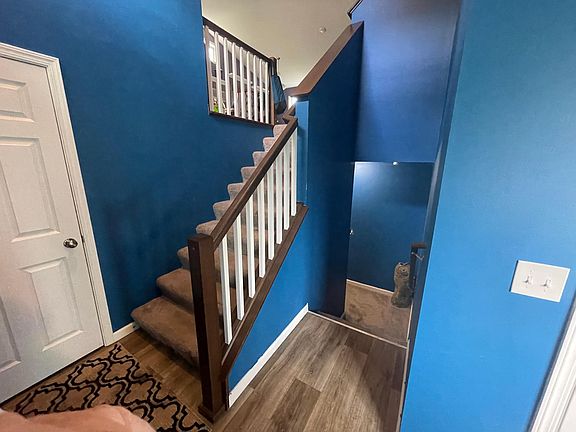 4th image of 30591 Revere Ave