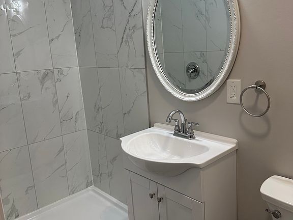 4th image of 64 E Oneida St #1