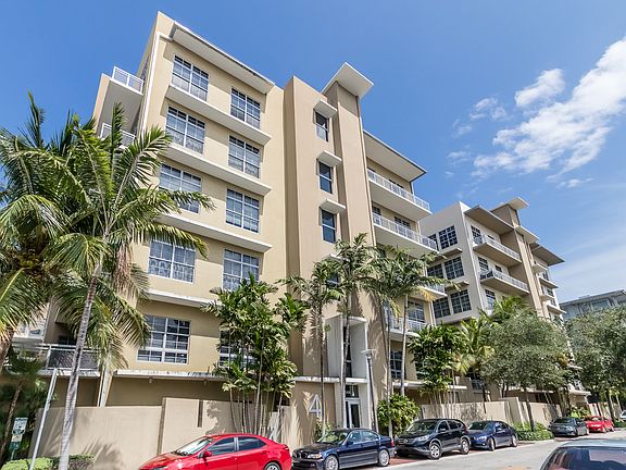 2nd image of 434 NW 1st Ave APT 405