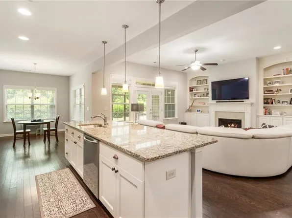 1896 Grove Field Ln #29, Marietta, GA 30064