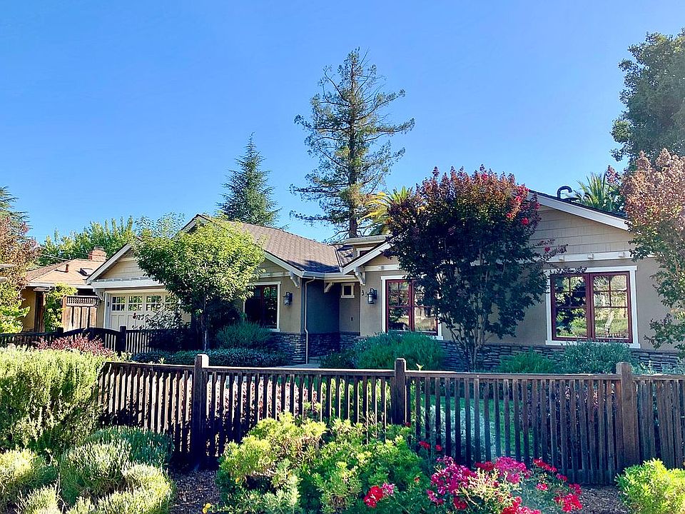 1st image of 355 Arboleda Dr