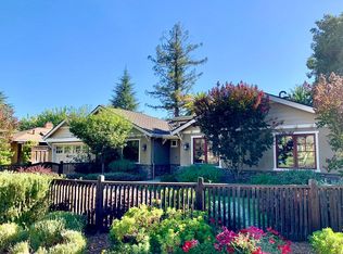 355 Arboleda Dr, Los Altos, CA 94024