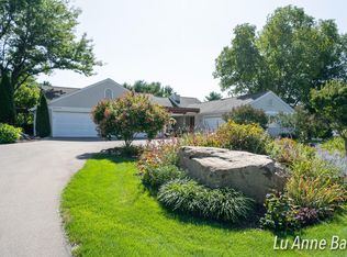 4379 Millpond Dr NE, Rockford, MI 49341