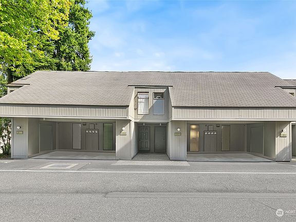 2nd image of 6742 137th Avenue NE #434