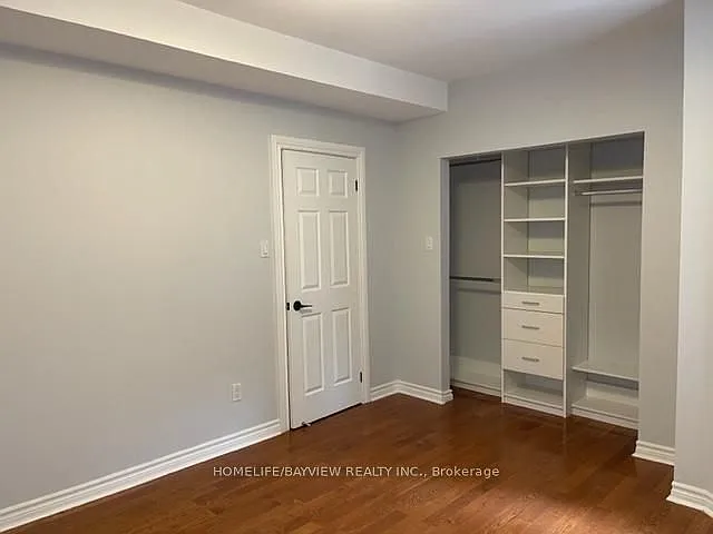 515 Brunswick Ave — Photo 5