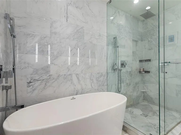 1451 Brickell Ave #4002 — Photo 16