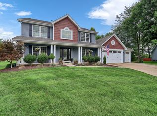 25 Muirfield Ridge Ct, Saint Charles, MO 63304