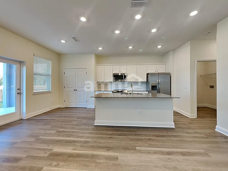 1040 Grafton Ridge Dr — Photo 5
