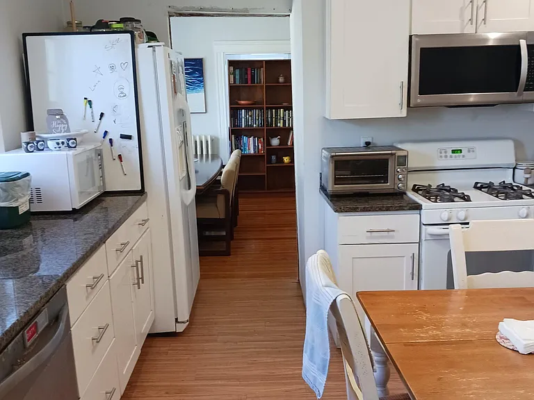 453 Huron Ave #2 — Photo 7