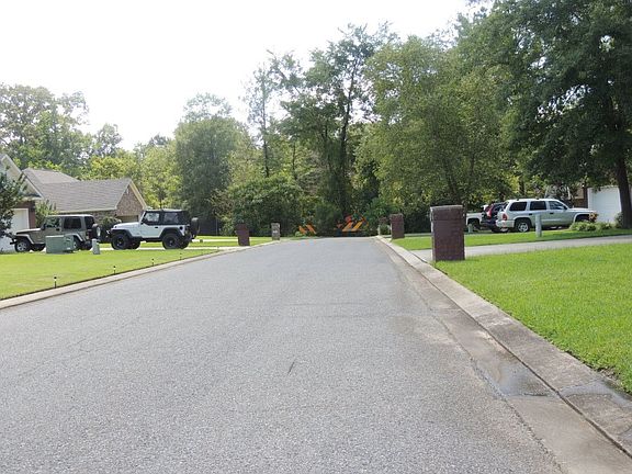 5th image of 125 Pleasant Valley Dr