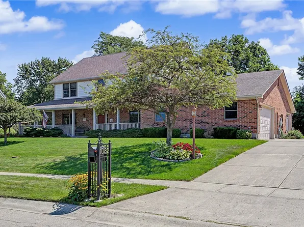 1082 Roger Scott Dr, Bellbrook, OH 45305