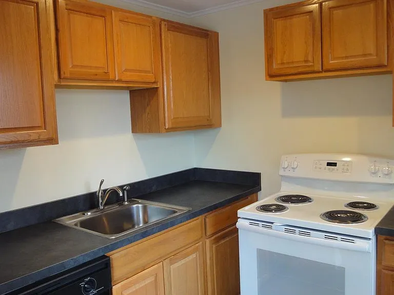 67 Robin Rd #2 — Photo 5