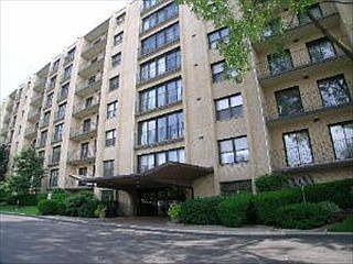 2nd image of 4601 W Touhy Ave APT 309