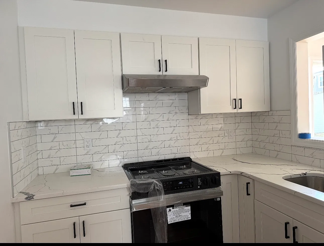 2 bed, 800 sqft, $2,300 — Photo 3