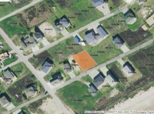 1815 Redfish Ln, Crystal Beach, TX 77650