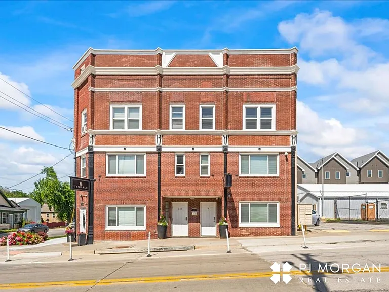 Lyndale Apartments — Photo 3