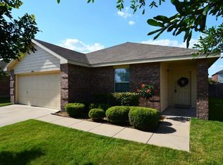 2804 Mockingbird St, Royse City, TX 75189