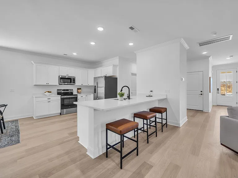 8629 James Creek Dr — Photo 29