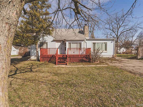 2nd image of 31756 Palmer Rd