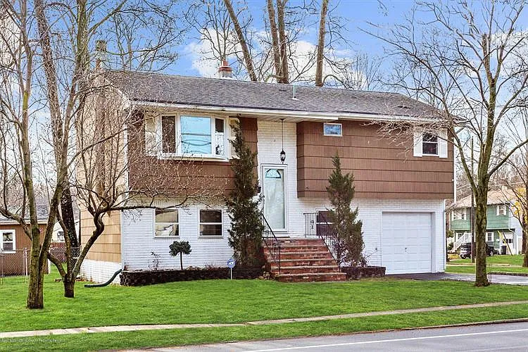 353 Manalapan Rd photo 1
