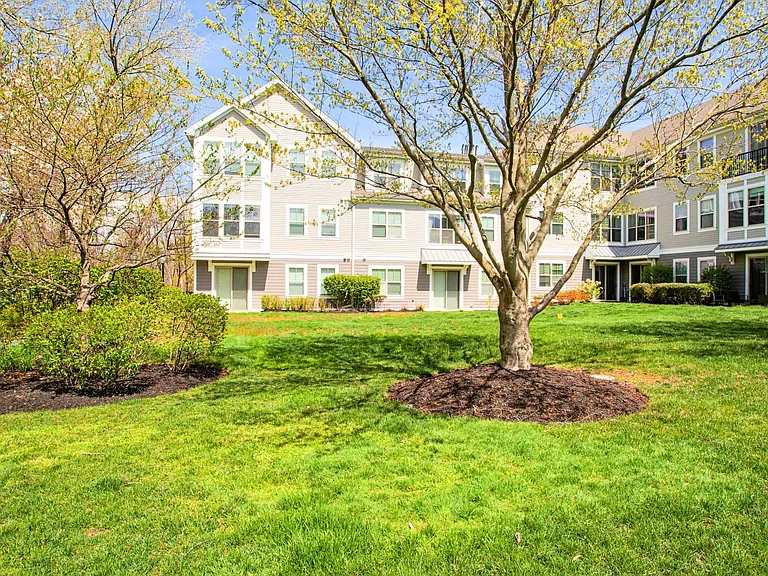 Beautiful grounds and plentiful green space for walking and enjoying the outdoors