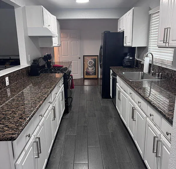 2445 Town Cir #7 — Photo 5