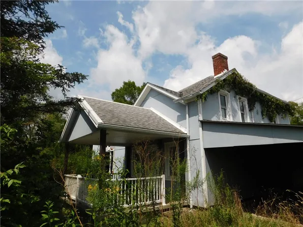 497 Poland Run Rd, Graysville, PA 15337