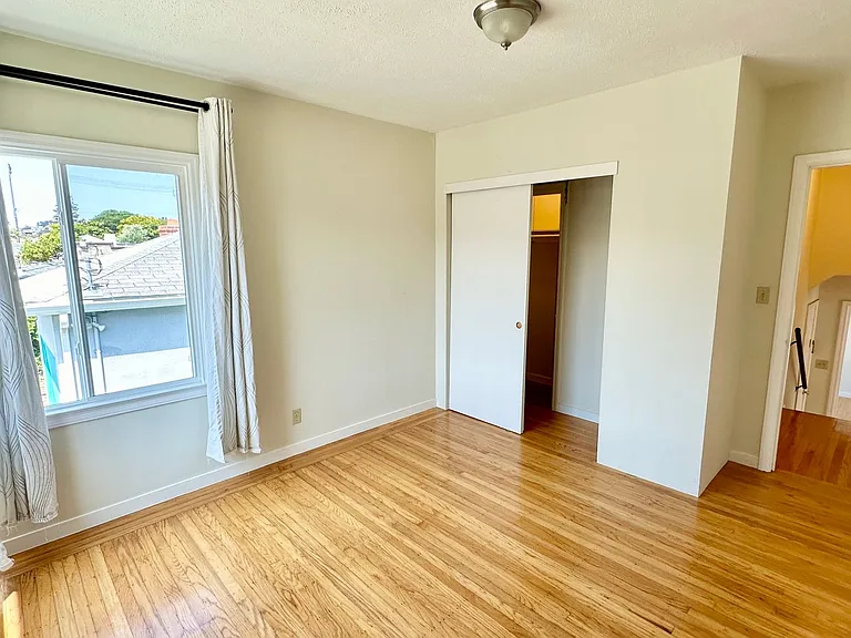 1426 Liberty St — Photo 17