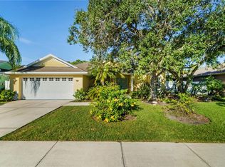 2220 Island Creek Rd, Sarasota, FL 34240
