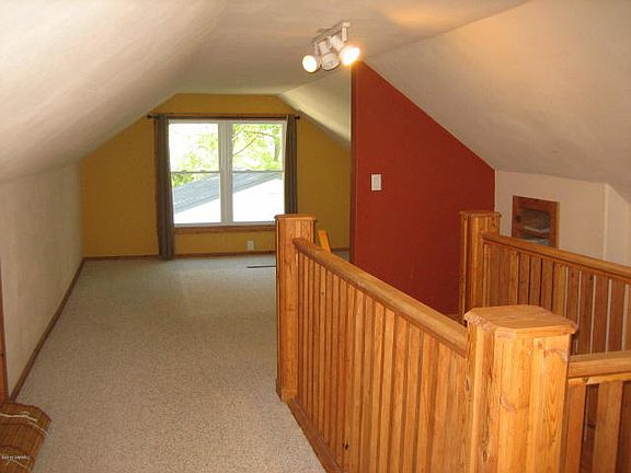 4th image of 337 Cornell Dr