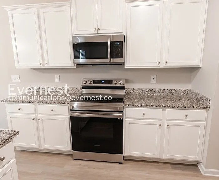 1538 Persimmon Trce — Photo 3