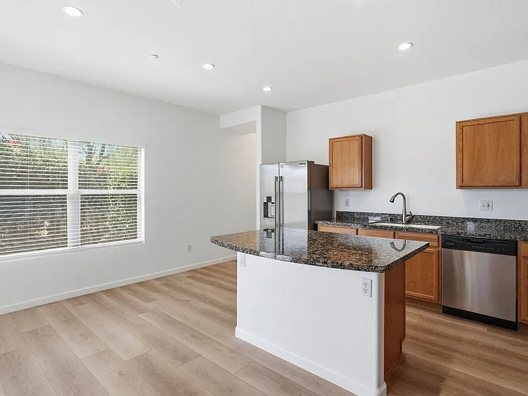 7500 E Deer Valley Rd #47 — Photo 7