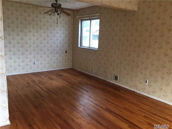 3rd image of 55 Voorhis Dr