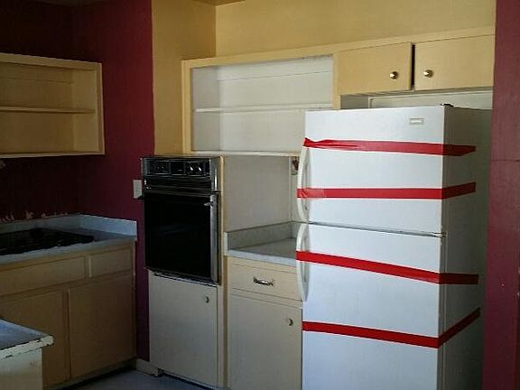 2nd image of 104 Mission Hills Ave